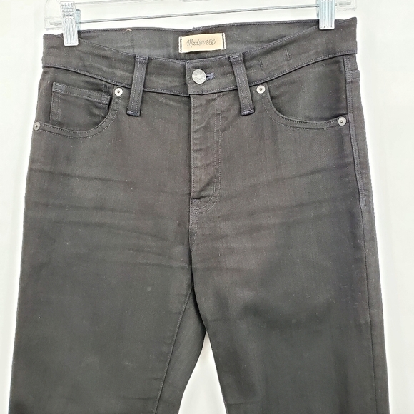 Madewell Tall 9" Mid-Rise Skinny Jeans in ISKO Stay Black - Picture 4 of 9